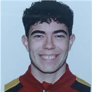 Estudiante con nivel C1 de Cambridge acreditado, dispuesto a llevar tu inglés un paso más allá.